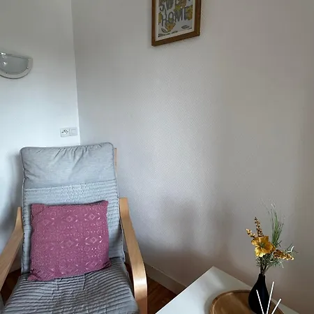 Avec Jardin Commun Et Wifi Proche Centre-ville Et Thermes - Fr-1-541-120 *